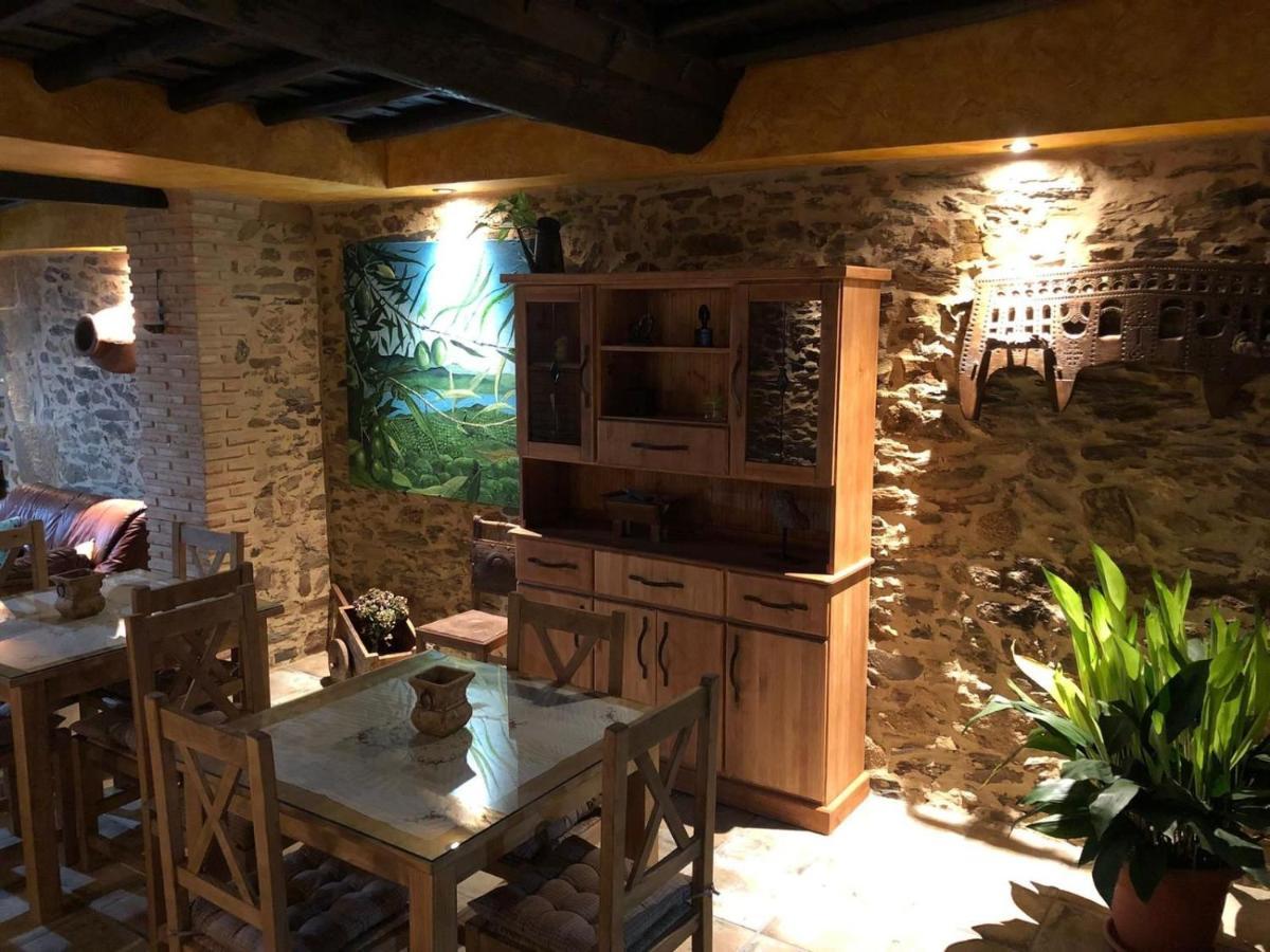 Casa Rural La Moraquintana Villa Santibanez el Bajo Bagian luar foto