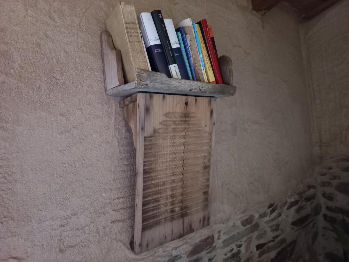 Casa Rural La Moraquintana Villa Santibanez el Bajo Bagian luar foto