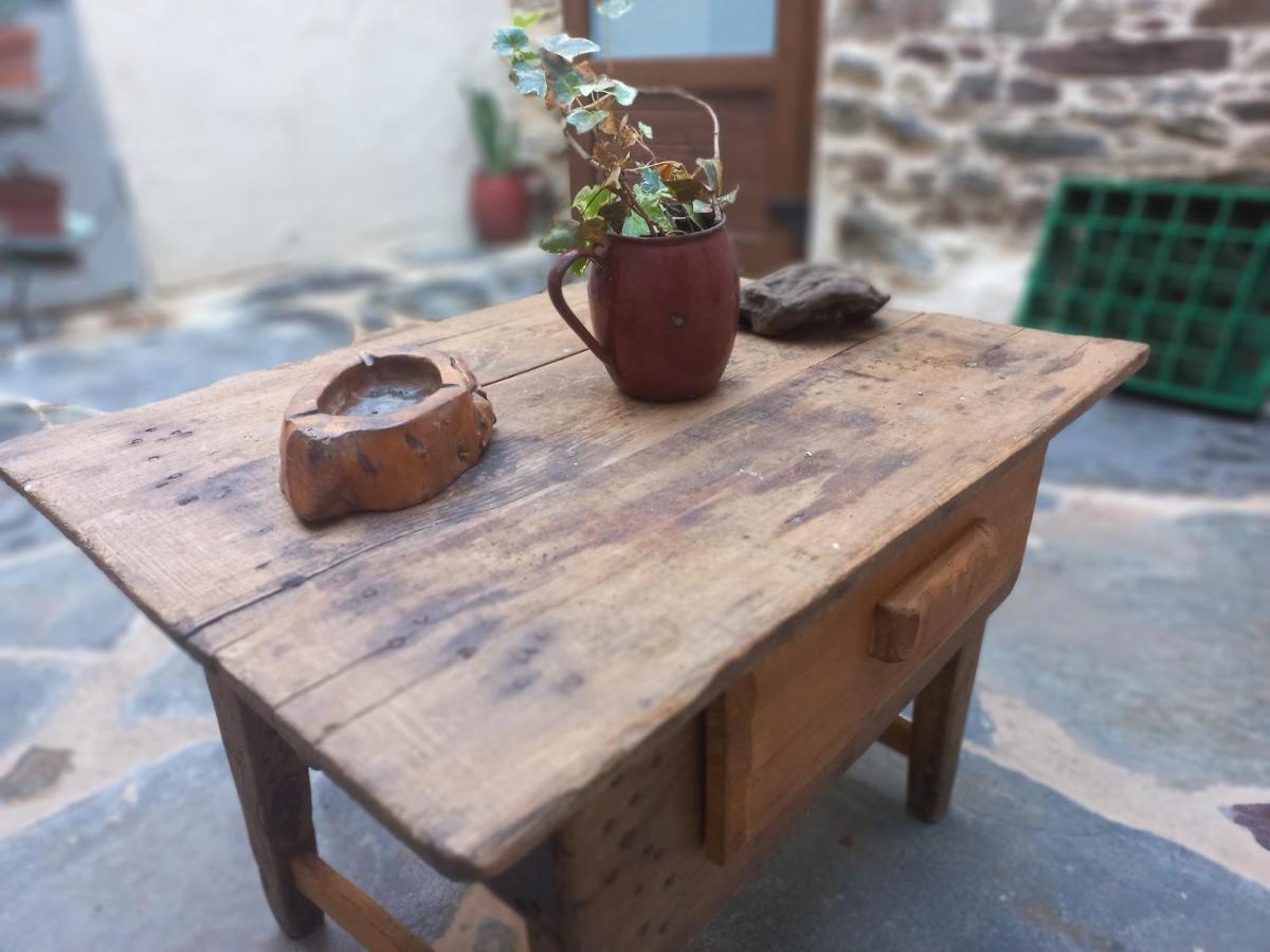 Casa Rural La Moraquintana Villa Santibanez el Bajo Bagian luar foto